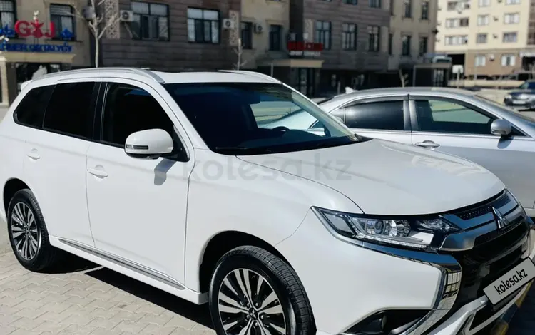 Mitsubishi Outlander 2022 годаүшін12 000 000 тг. в Актау