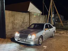 Mercedes-Benz E-Class, 1996