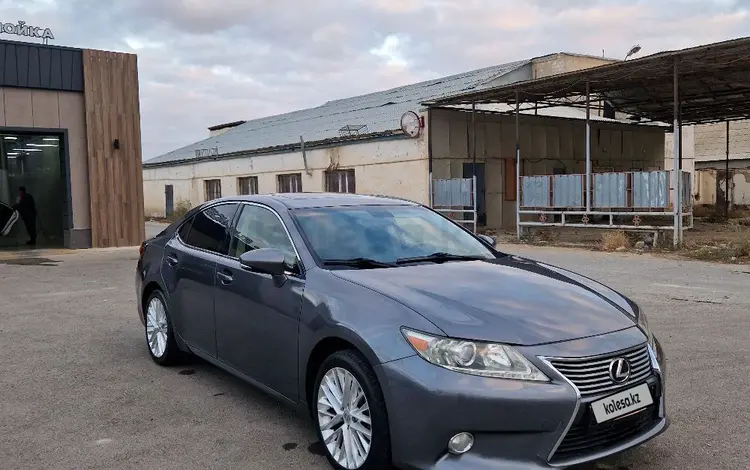 Lexus ES 300h 2012 года за 7 000 000 тг. в Жанаозен