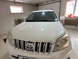 Toyota Land Cruiser Prado 2010 года за 12 500 000 тг. в Актобе – фото 2