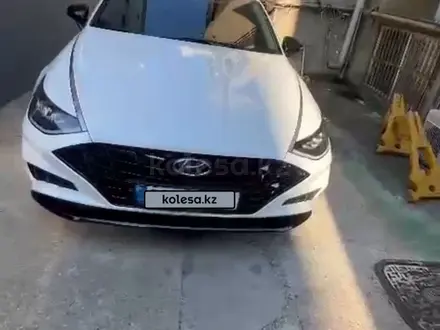 Hyundai Sonata 2021 года за 12 500 000 тг. в Шымкент – фото 10