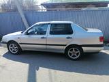 Volkswagen Vento 1993 года за 1 700 000 тг. в Алматы – фото 3