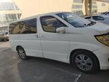 Nissan Elgrand 2004 года за 5 200 000 тг. в Алматы – фото 2