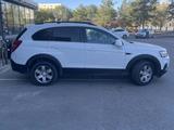 Chevrolet Captiva 2018 года за 6 500 000 тг. в Астана – фото 3