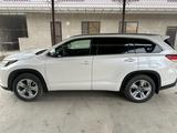 Toyota Highlander 2017 года за 17 000 000 тг. в Жетысай – фото 5