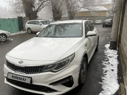 Kia K5 2021 года за 6 950 000 тг. в Алматы – фото 10