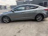 Hyundai Elantra 2018 года за 6 500 000 тг. в Туркестан – фото 2
