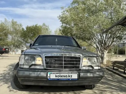 Mercedes-Benz E 300 1995 года за 2 700 000 тг. в Жезказган – фото 6