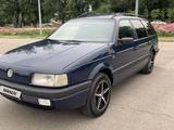 Volkswagen Passat 1993 годаүшін1 900 000 тг. в Алматы – фото 2