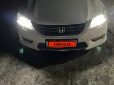 Honda Accord, 2013