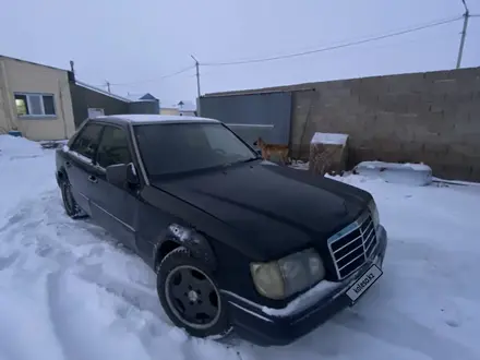 Mercedes-Benz E 220 1994 года за 1 200 000 тг. в Астана – фото 7