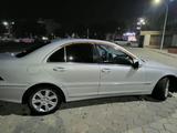 Mercedes-Benz C 230 2006 годаүшін3 300 000 тг. в Шахтинск – фото 3