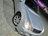 Mercedes-Benz C 230 2006 годаүшін3 300 000 тг. в Шахтинск – фото 2