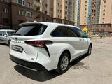 Toyota Sienna 2022 года за 25 000 000 тг. в Алматы – фото 3