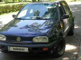Volkswagen Golf 1995 года за 1 350 000 тг. в Алматы