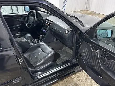 Mercedes-Benz C 280 1996 года за 1 700 000 тг. в Акшукур – фото 11