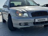 Hyundai Sonata 2003 годаfor2 300 000 тг. в Актау – фото 3