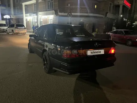 Mercedes-Benz E 230 1990 года за 1 850 000 тг. в Астана – фото 7