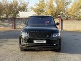 Land Rover Range Rover 2018 года за 43 000 000 тг. в Алматы – фото 2
