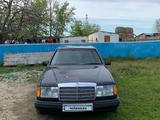 Mercedes-Benz E 230 1989 года за 800 000 тг. в Талдыкорган