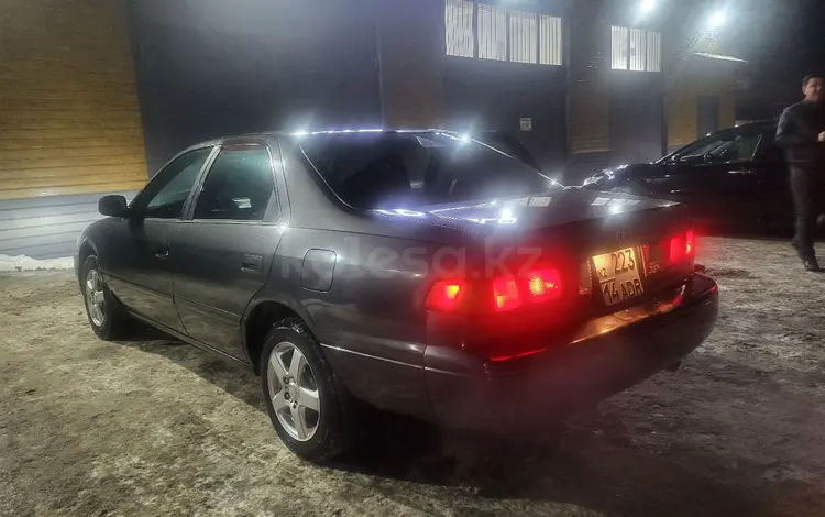 Toyota Camry 2001 годаүшін3 300 000 тг. в Павлодар