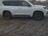 Toyota Land Cruiser Prado 2020 годаүшін25 900 000 тг. в Актобе – фото 3