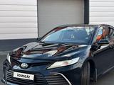 Toyota Camry 2021 года за 16 500 000 тг. в Атырау