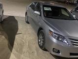 Toyota Camry 2010 года за 5 500 000 тг. в Жанаозен – фото 2