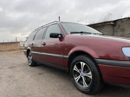 Volkswagen Passat 1994 года за 2 595 000 тг. в Караганда – фото 17