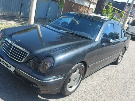 Mercedes-Benz E 320 2000 года за 4 400 000 тг. в Талдыкорган