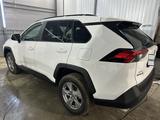 Toyota RAV4 2023 года за 15 990 000 тг. в Караганда – фото 3