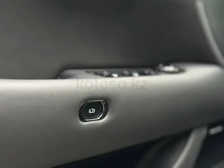 Genesis G90 2025 года за 74 990 000 тг. в Алматы – фото 12