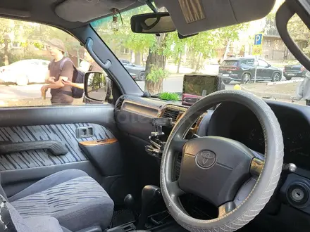 Toyota Land Cruiser Prado 1996 года за 5 300 000 тг. в Алматы – фото 2