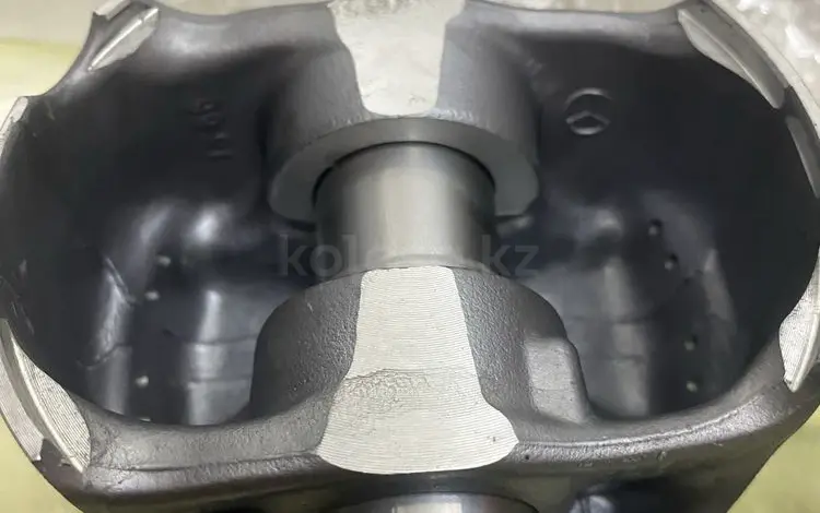 Поршень с кольцами на Mercedes 222 4, 7 за 590 000 тг. в Алматы