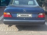 Mercedes-Benz E 260 1992 года за 2 900 000 тг. в Алматы – фото 3