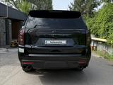 Chevrolet Tahoe 2022 года за 38 500 000 тг. в Алматы – фото 5