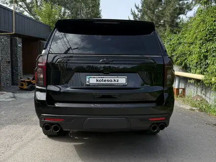 Chevrolet Tahoe 2022 года за 38 500 000 тг. в Алматы – фото 5