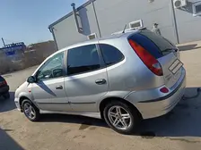 Nissan Tino, 2002
