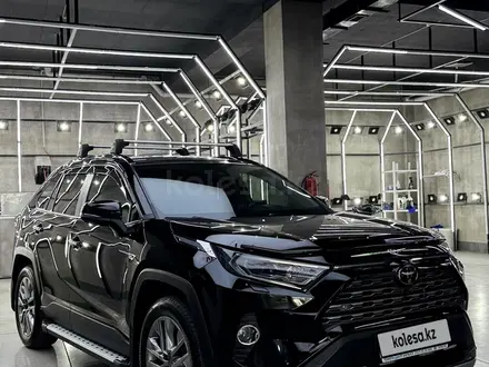 Toyota RAV4 2021 года за 17 500 000 тг. в Алматы – фото 14
