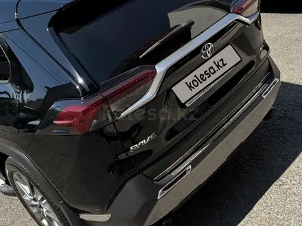Toyota RAV4 2021 года за 17 500 000 тг. в Алматы – фото 43