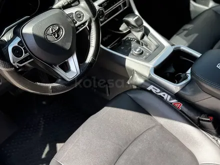 Toyota RAV4 2021 года за 17 500 000 тг. в Алматы – фото 50