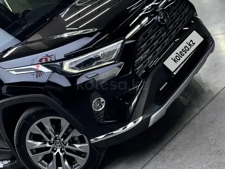 Toyota RAV4 2021 года за 17 500 000 тг. в Алматы – фото 6