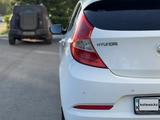 Hyundai Solaris 2014 года за 5 200 000 тг. в Петропавловск – фото 4