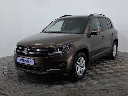 Volkswagen Tiguan 2015 года за 7 480 000 тг. в Астана