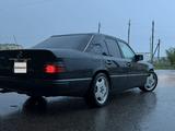 Mercedes-Benz E 320 1992 года за 4 000 000 тг. в Актобе – фото 4
