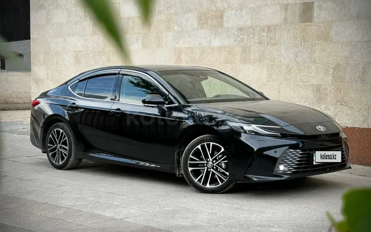 Toyota Camry 2024 года за 20 000 000 тг. в Астана