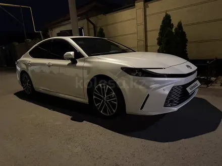 Toyota Camry 2025 года за 22 500 000 тг. в Алматы – фото 2