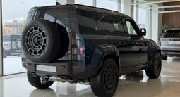 Land Rover Defender OCTA 2025 года за 155 323 000 тг. в Костанай – фото 4