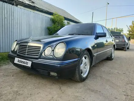 Mercedes-Benz E 280 1997 года за 3 500 000 тг. в Талдыкорган – фото 6