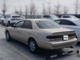 Toyota Camry 1998 годаүшін3 500 000 тг. в Жанаозен – фото 3